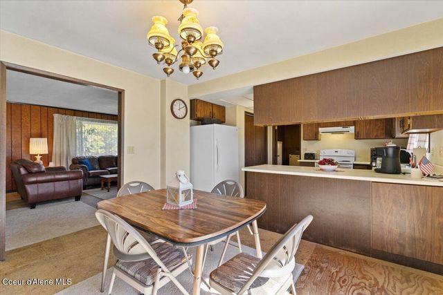 15200 N RIMROCK RD, Hayden, ID 83835