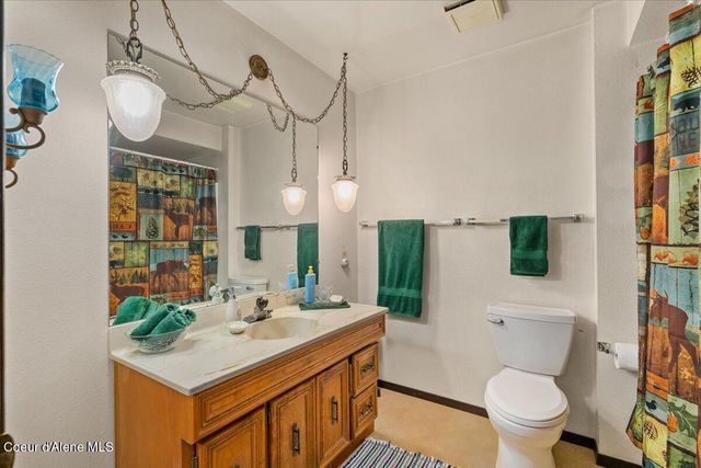 15200 N RIMROCK RD, Hayden, ID 83835