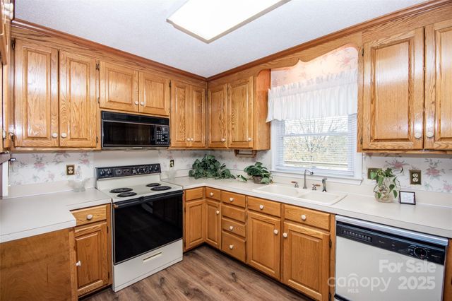 2890 Hobson Road, Cleveland, NC 27013