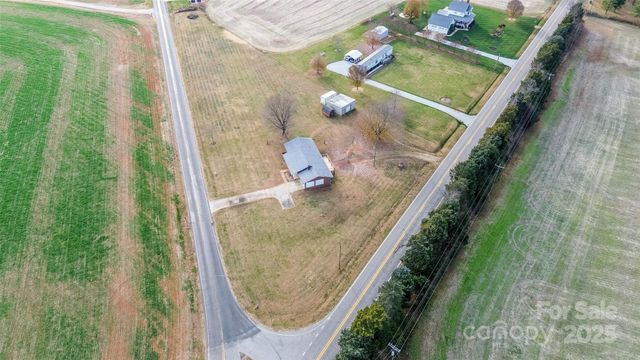 2890 Hobson Road, Cleveland, NC 27013