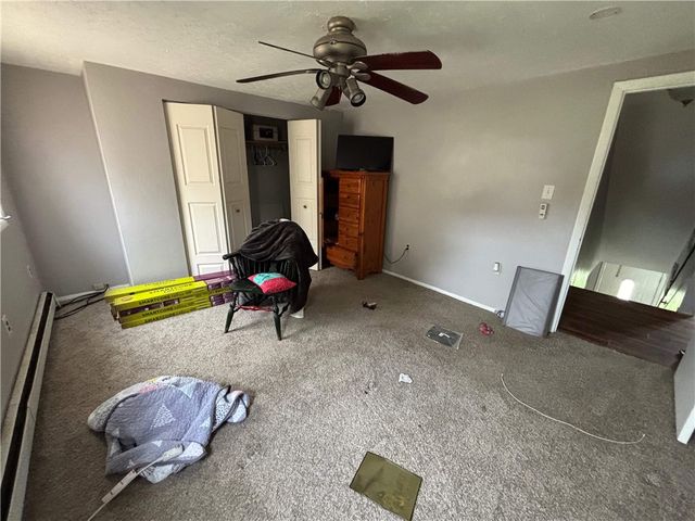 617 Grandview Ave, Clairton, PA 15025