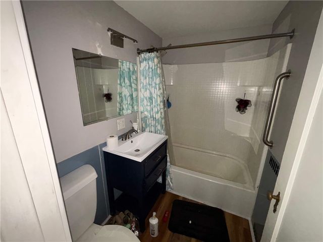 617 Grandview Ave, Clairton, PA 15025