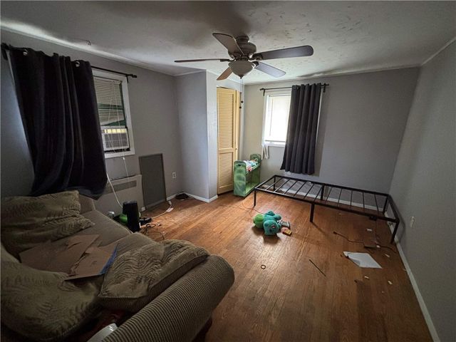617 Grandview Ave, Clairton, PA 15025