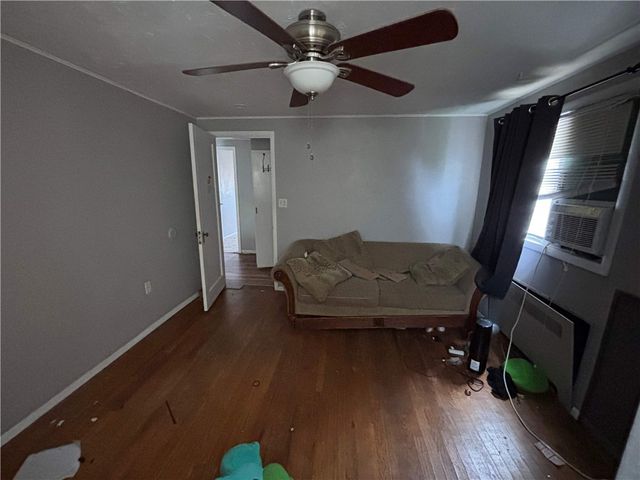 617 Grandview Ave, Clairton, PA 15025