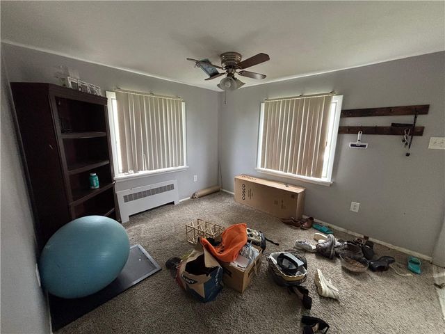 617 Grandview Ave, Clairton, PA 15025
