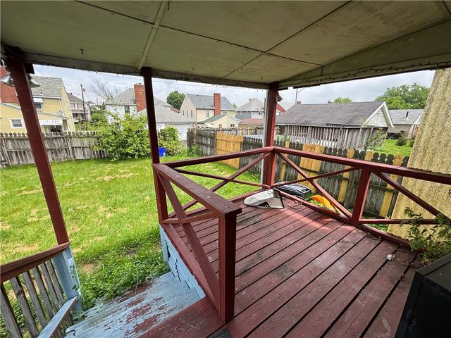 617 Grandview Ave, Clairton, PA 15025