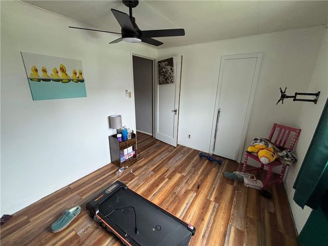 617 Grandview Ave, Clairton, PA 15025