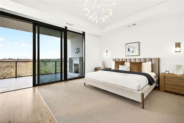 2520 Peachtree NW Road 1003, Atlanta, GA 30305