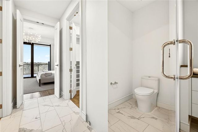 2520 Peachtree NW Road 1003, Atlanta, GA 30305