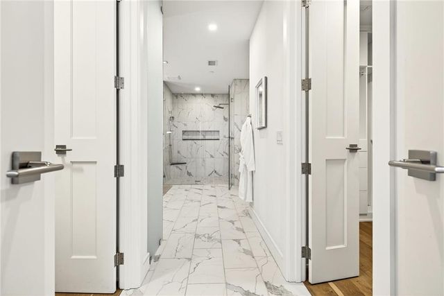 2520 Peachtree NW Road 1003, Atlanta, GA 30305