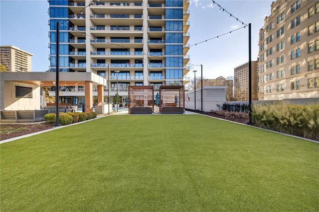 2520 Peachtree NW Road 1003, Atlanta, GA 30305