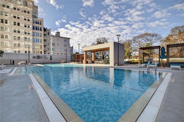 2520 Peachtree NW Road 1003, Atlanta, GA 30305