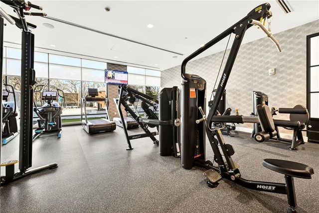 2520 Peachtree NW Road 1003, Atlanta, GA 30305