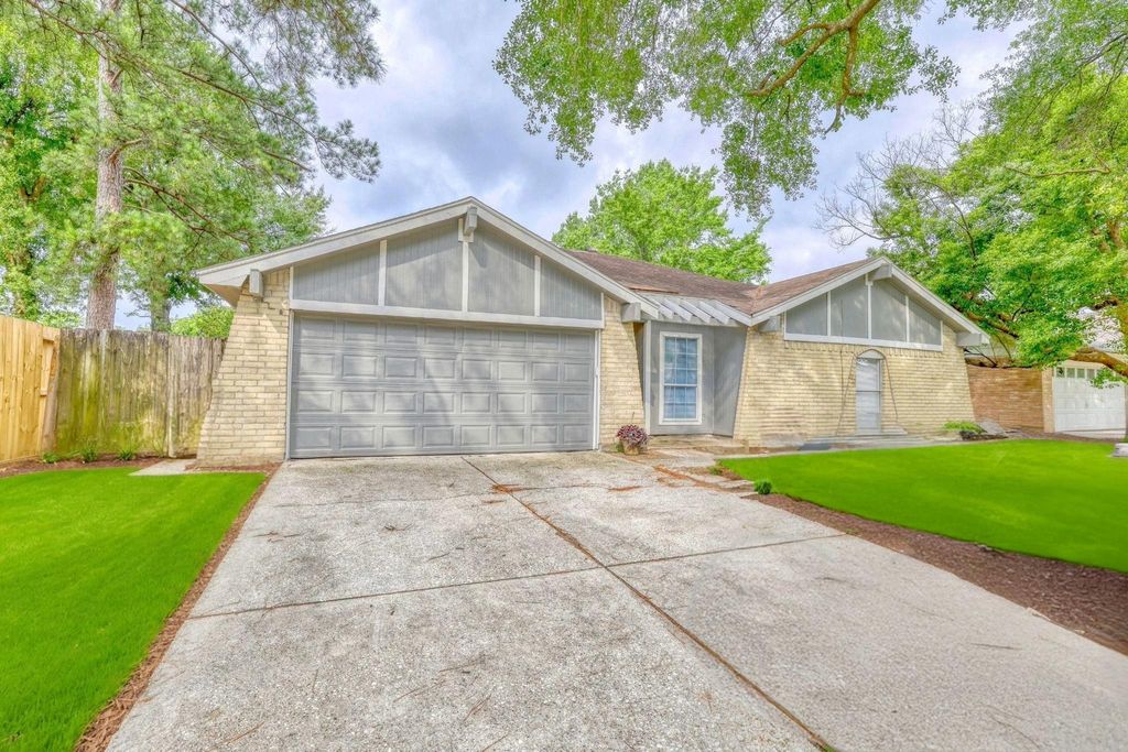24011 Lone Elm Drive, Spring, TX 77373