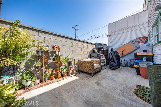 672 Junipero, Long Beach, CA 90814