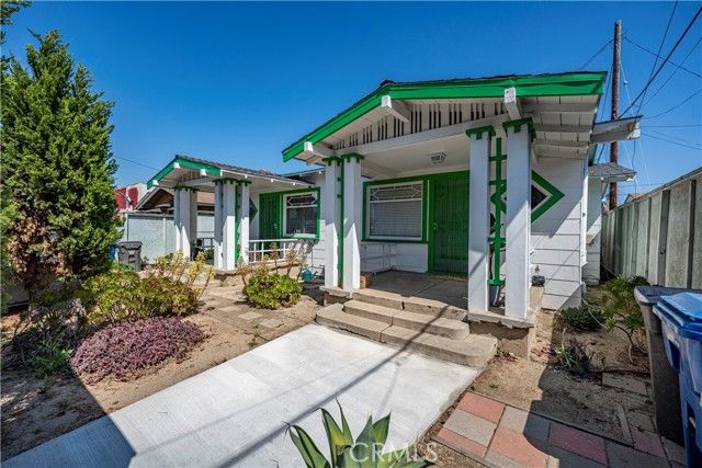 672 Junipero, Long Beach, CA 90814