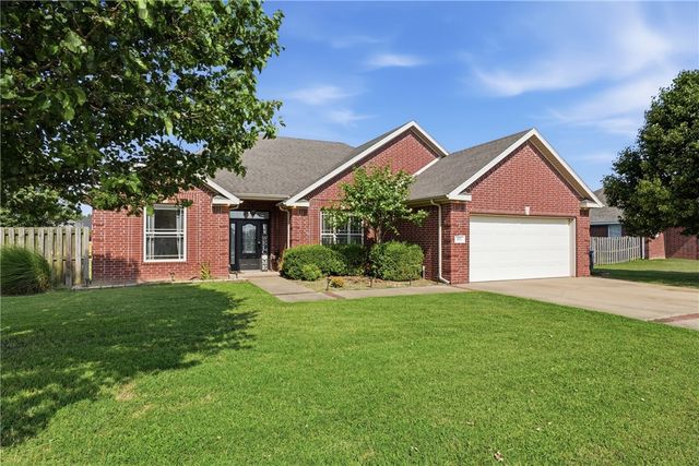 105 Greer Street, Pea Ridge, AR 72751