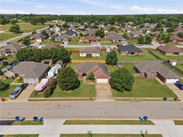 105 Greer Street, Pea Ridge, AR 72751