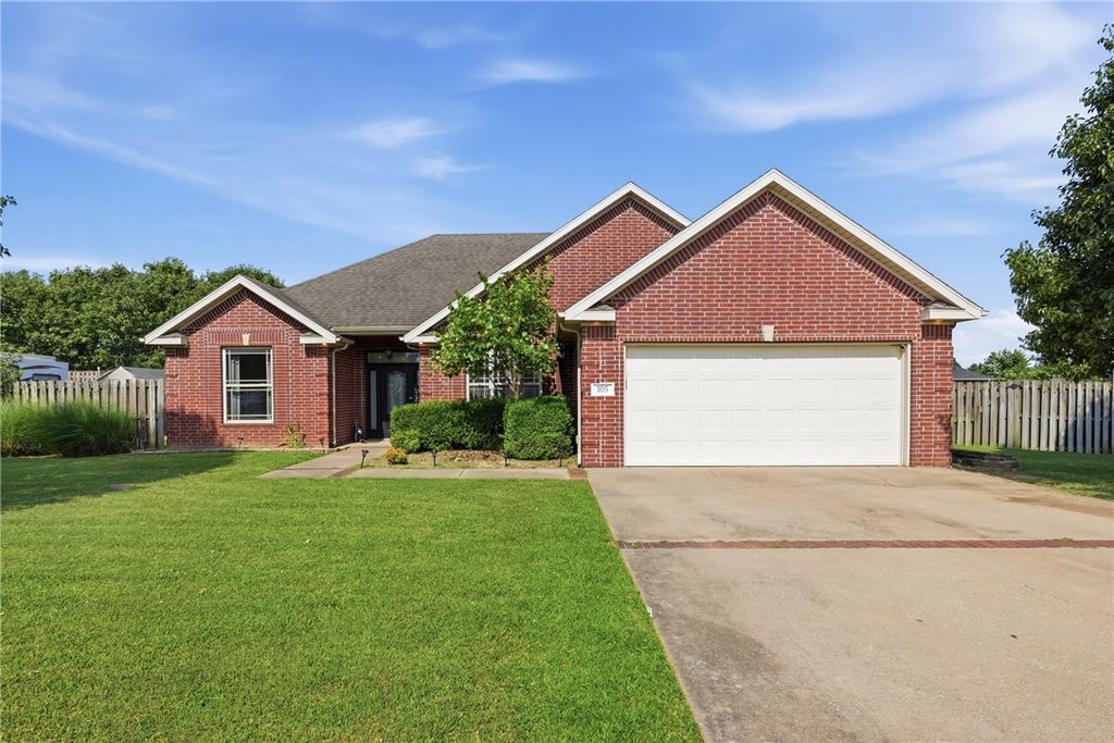 105 Greer Street, Pea Ridge, AR 72751