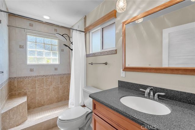 6712 Mission Grove Parkway N, Riverside, CA 92506