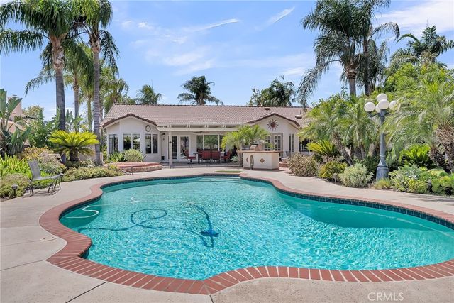 6712 Mission Grove Parkway N, Riverside, CA 92506