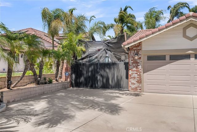 6712 Mission Grove Parkway N, Riverside, CA 92506