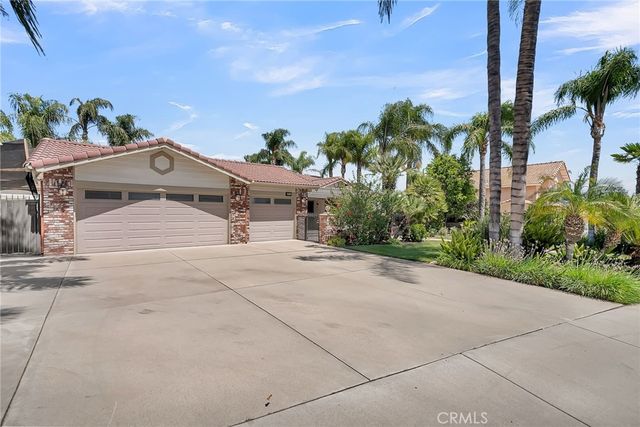 6712 Mission Grove Parkway N, Riverside, CA 92506