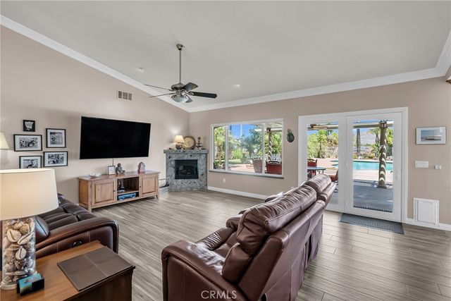 6712 Mission Grove Parkway N, Riverside, CA 92506