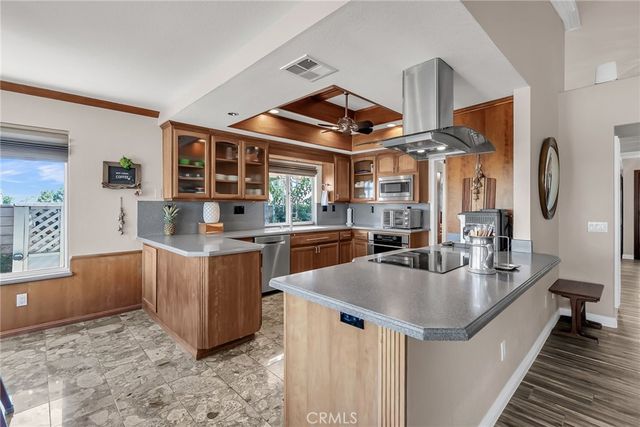 6712 Mission Grove Parkway N, Riverside, CA 92506