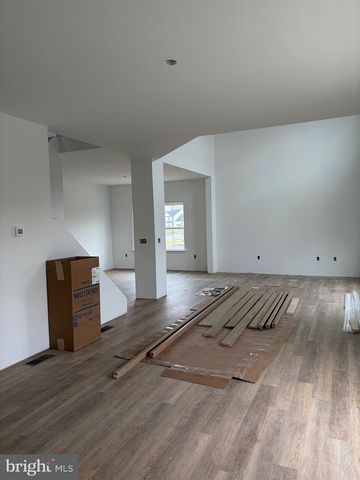 26 AMERICAN AVE, Carlisle, PA 17013