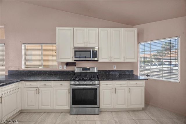 5720 Southern Trails Court, Las Vegas, NV 89113