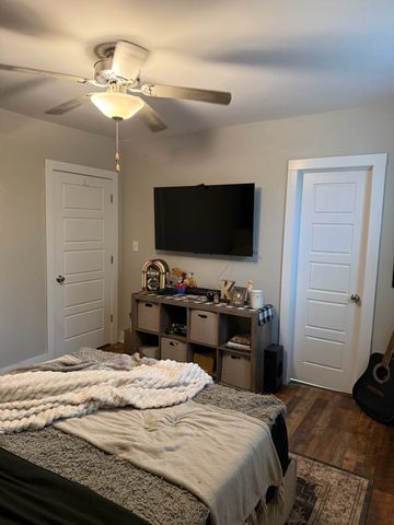 1715 Seifried St, Nashville, TN 37208