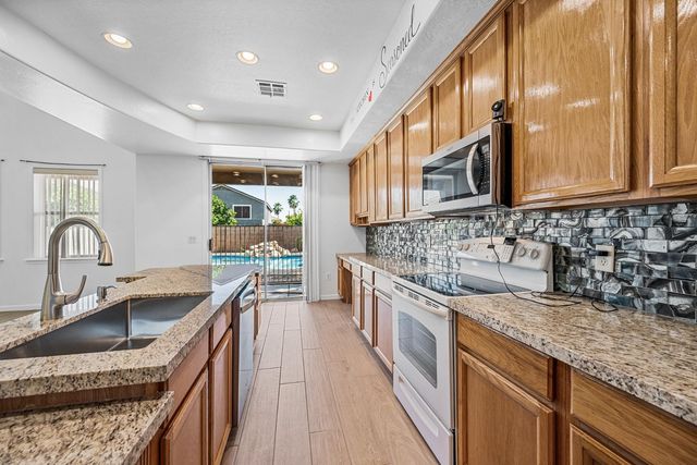 10463 E Olla Avenue, Mesa, AZ 85212