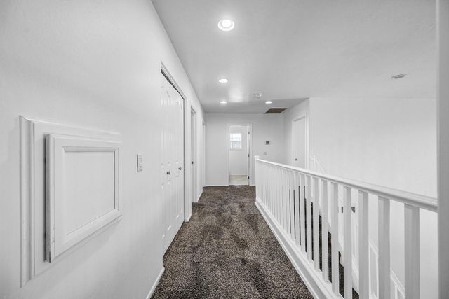 10463 E Olla Avenue, Mesa, AZ 85212