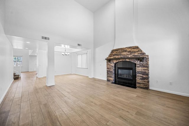 10463 E Olla Avenue, Mesa, AZ 85212