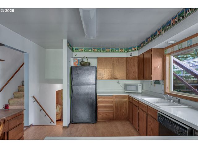 47085 OLD 77 VESPER Ln, Birkenfeld, OR 97016