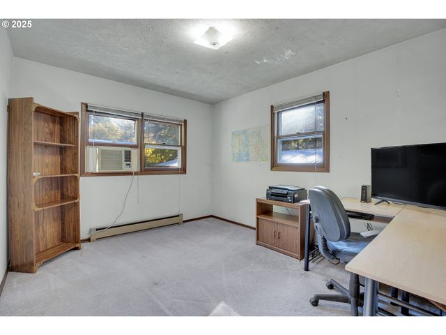 47085 OLD 77 VESPER Ln, Birkenfeld, OR 97016