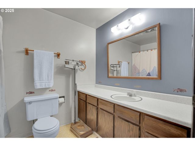 47085 OLD 77 VESPER Ln, Birkenfeld, OR 97016