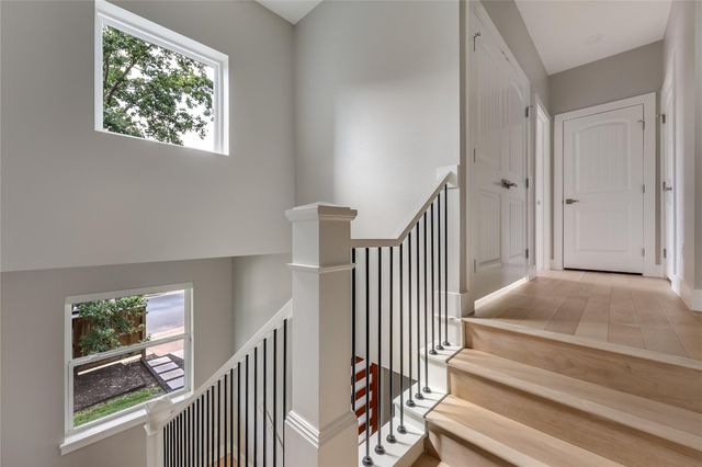 8315 Hathaway DR A, Austin, TX 78757