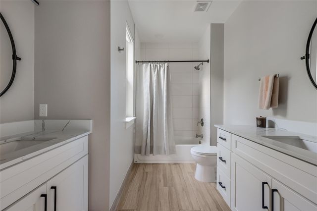 8315 Hathaway DR A, Austin, TX 78757