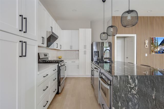 8315 Hathaway DR A, Austin, TX 78757