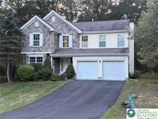 2146 Bedford Drive, Lehman Twp, PA 18324