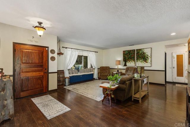 1905 Green Vista Lane, Fallbrook, CA 92028