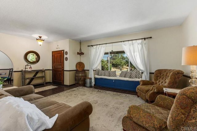 1905 Green Vista Lane, Fallbrook, CA 92028