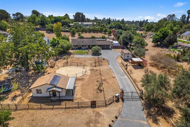 1905 Green Vista Lane, Fallbrook, CA 92028