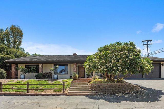 1905 Green Vista Lane, Fallbrook, CA 92028