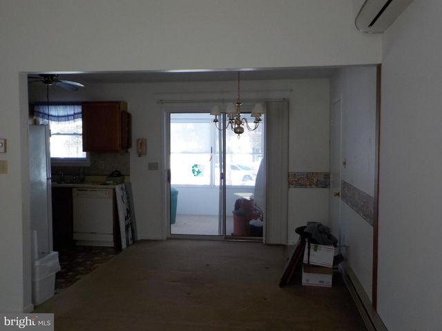 4 JUSTIN CT, Lititz, PA 17543