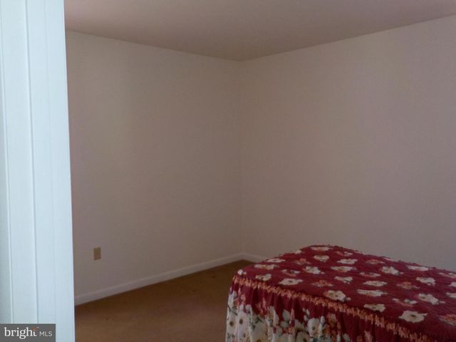 4 JUSTIN CT, Lititz, PA 17543