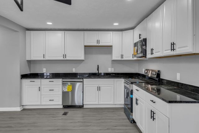 200 Upwind Ct, Nashville, TN 37217