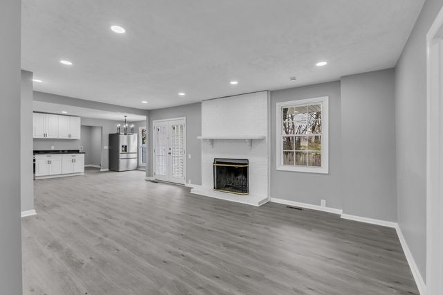 200 Upwind Ct, Nashville, TN 37217